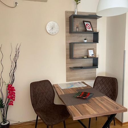 Apartment Orchid 021 Novi Sad Ngoại thất bức ảnh