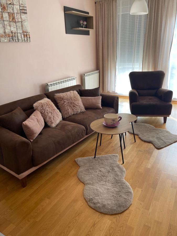 Apartment Orchid 021 Novi Sad Ngoại thất bức ảnh