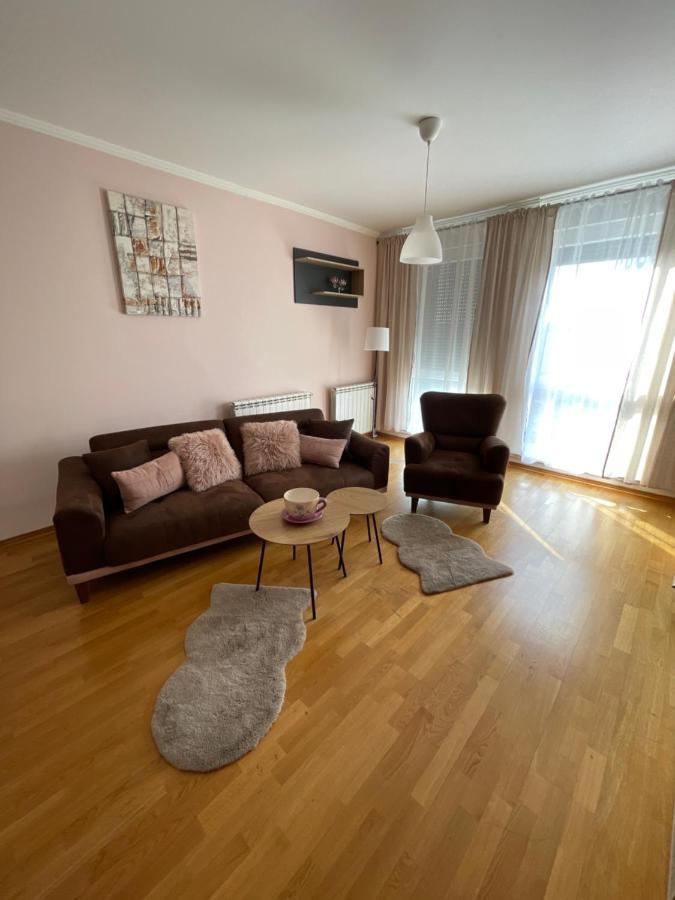 Apartment Orchid 021 Novi Sad Ngoại thất bức ảnh