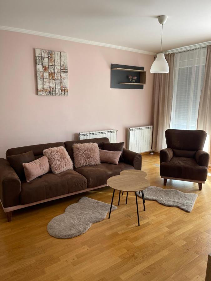 Apartment Orchid 021 Novi Sad Ngoại thất bức ảnh