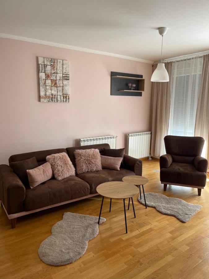 Apartment Orchid 021 Novi Sad Ngoại thất bức ảnh